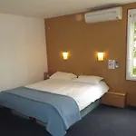 Hotel Brit Essentiel Pau Lescar