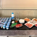 Brit Essentiel Pau Ξενοδοχείο 2*