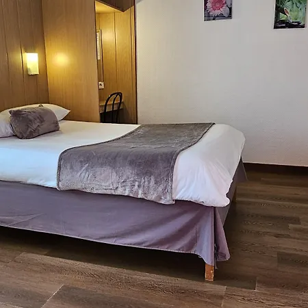 Hotel Brit Essentiel Pau