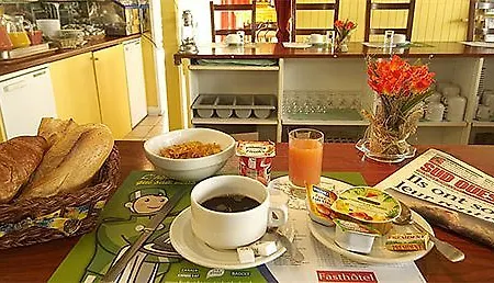 Fasthotel Pau - 2*
