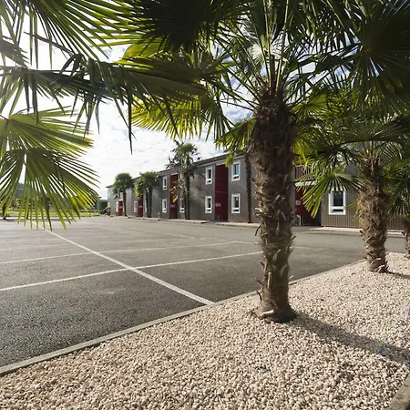 Fasthotel Pau - Hotel 2*