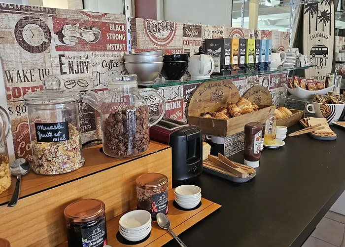 Brit Essentiel Pau Lescar